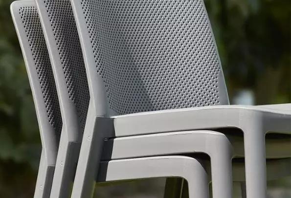 Sillas Fresh de Garbar apiladas